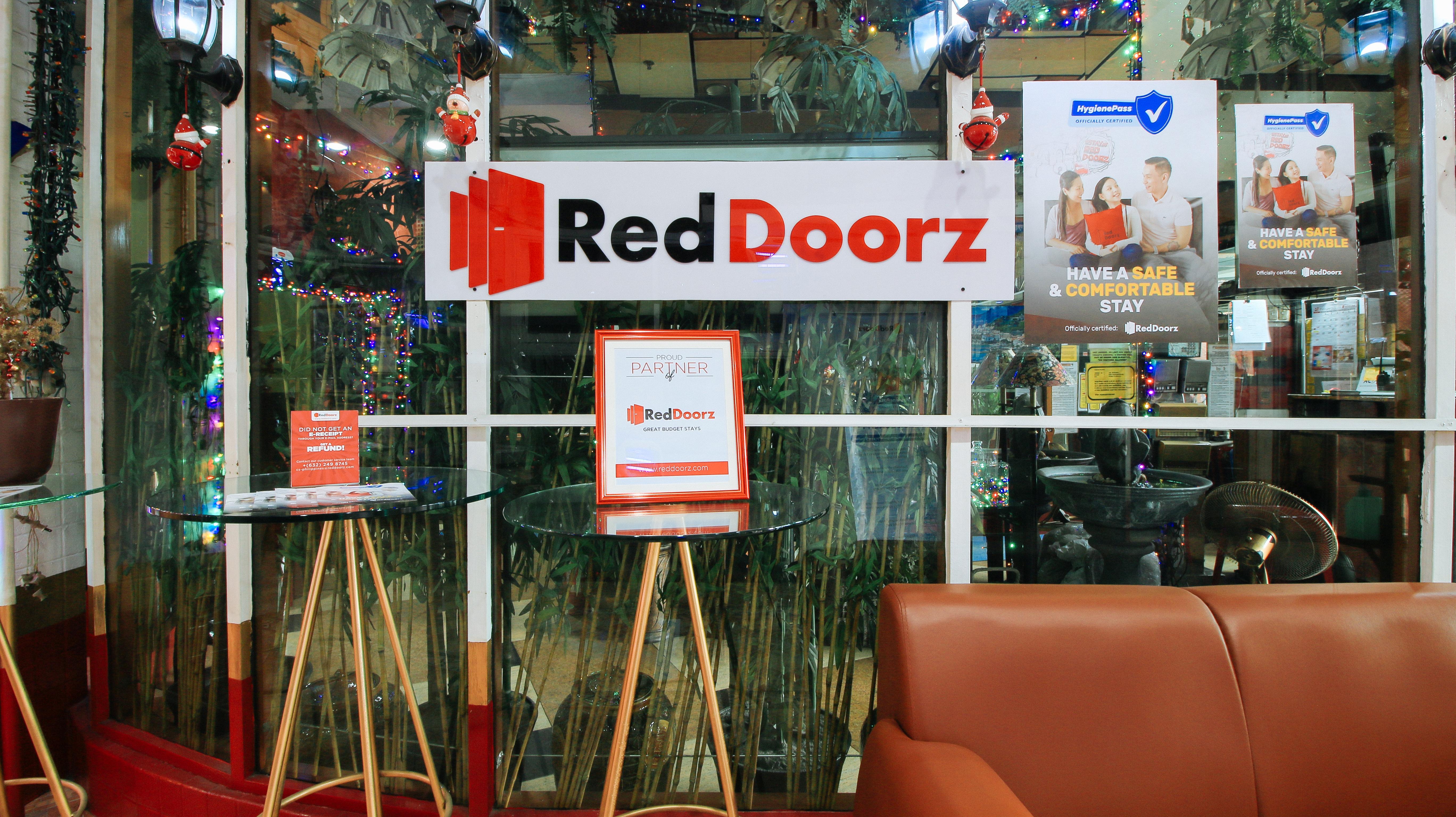 Reddoorz At The Providence Tower Hotel Manila Exterior photo