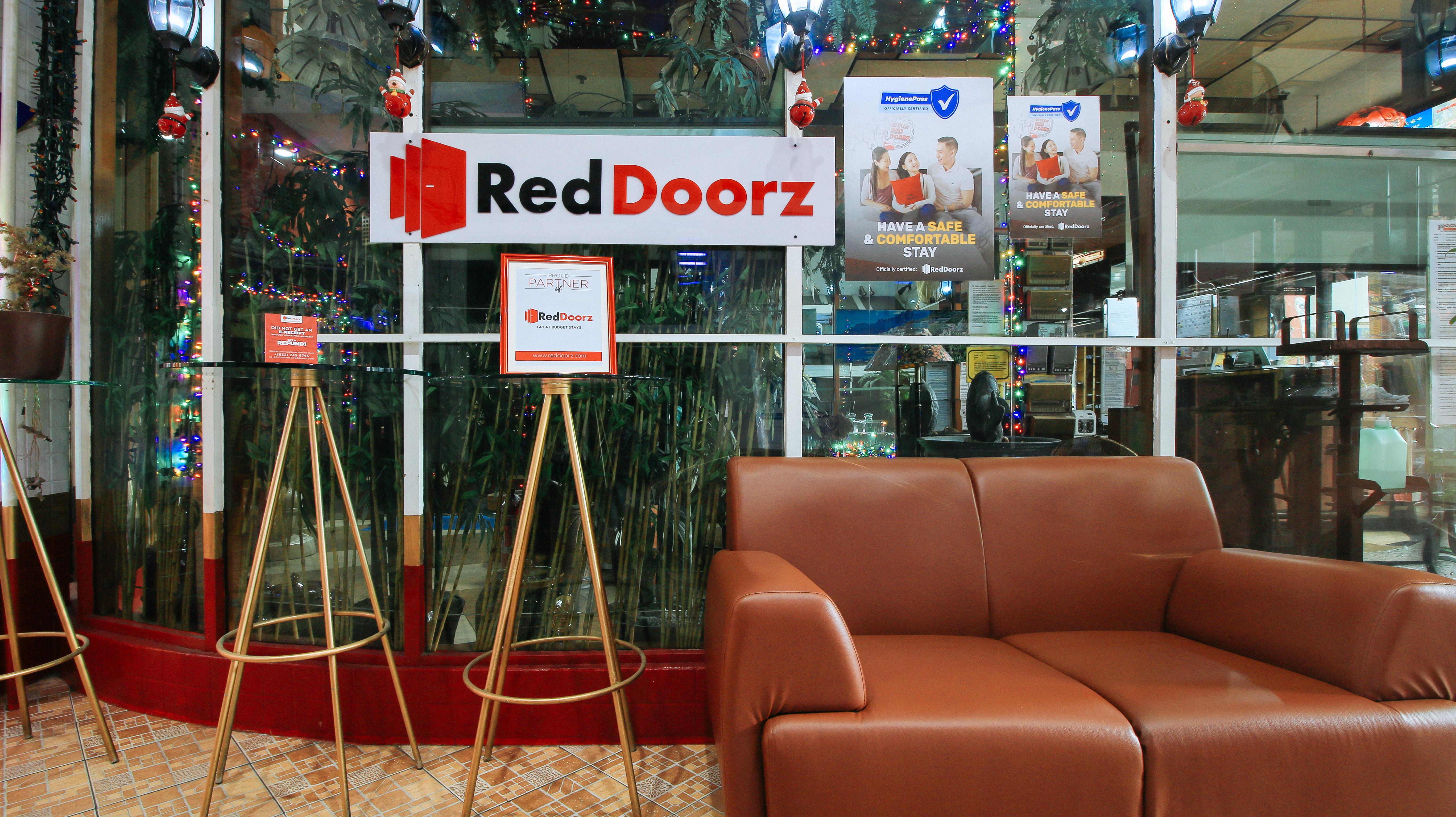 Reddoorz At The Providence Tower Hotel Manila Exterior photo